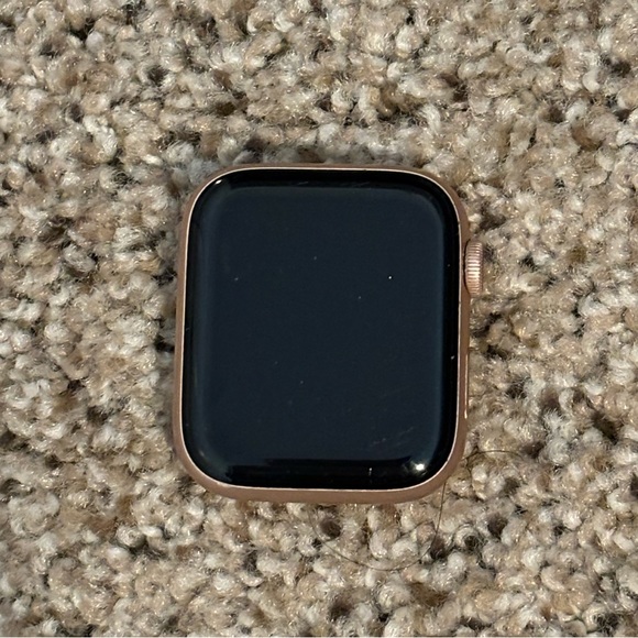Apple Watch Series 4 - Picture 3 of 8